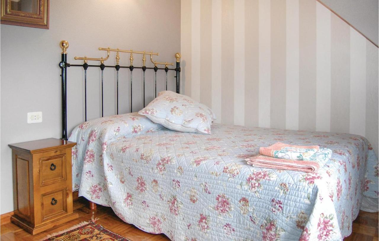 Gorgeous Home In Pilona With Kitchen La Pinera Екстериор снимка